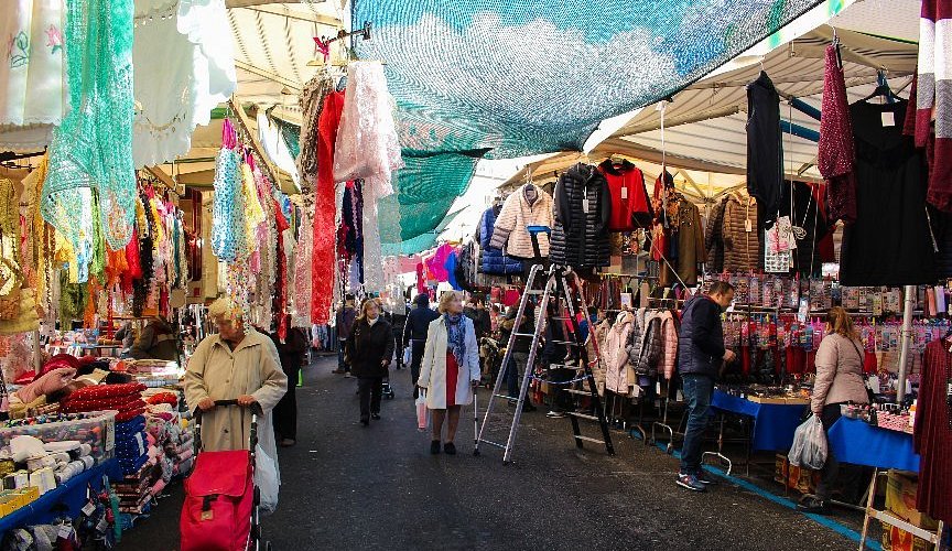 Antignano Market